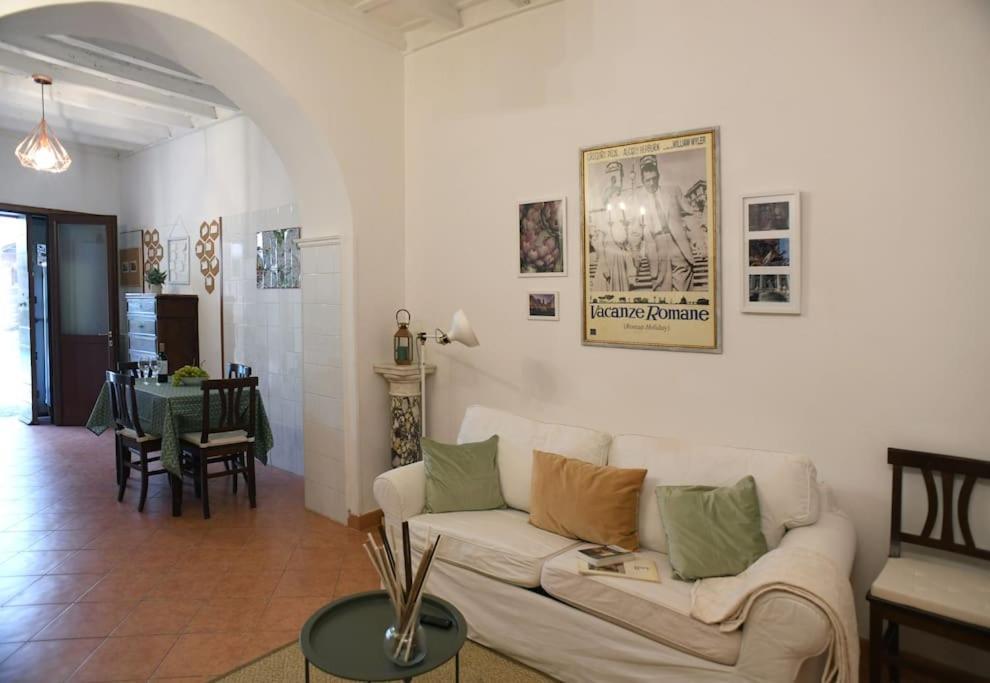 Locanda Cappellari - Campo De' Fiori Рим Екстериор снимка